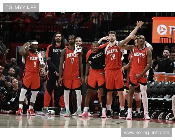 快船背靠背战火箭,球队轮换深度面临考验